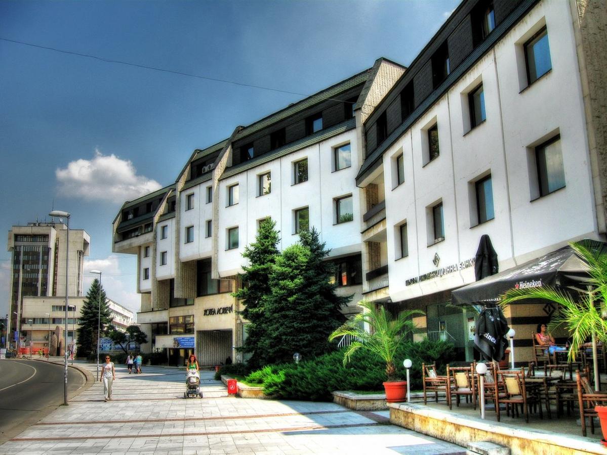 Hotel โลเวช ภายนอก รูปภาพ